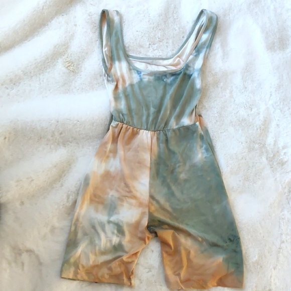 🆕 Tie Dye Bodysuit - Picture 4 of 5